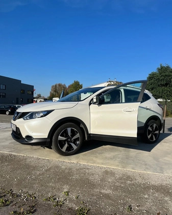 Nissan Qashqai cena 50700 przebieg: 210000, rok produkcji 2015 z Tychy małe 497